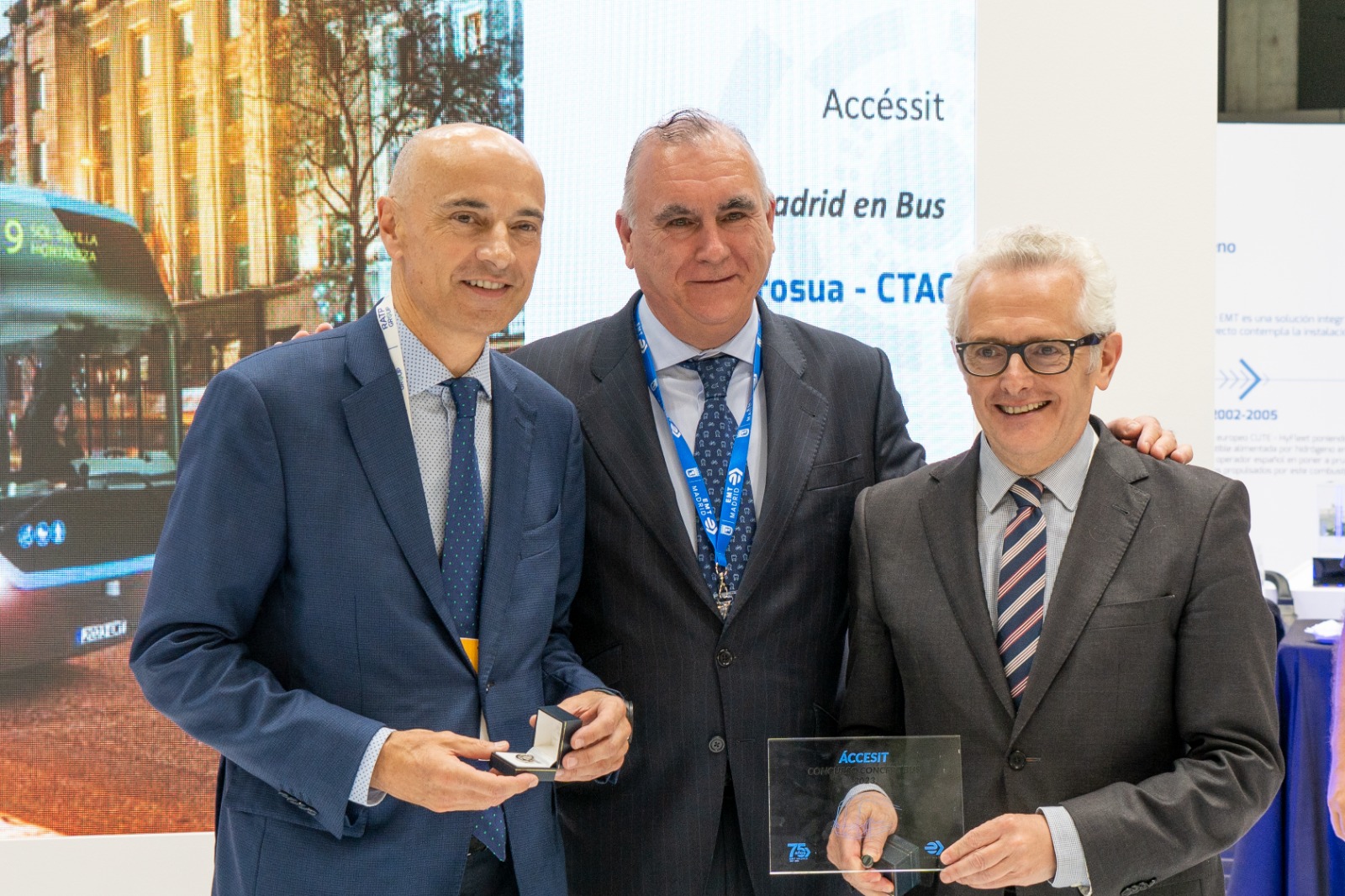 EMT gives an award to CTAG and Castrosua for their project “Vivir Madrid en Bus”